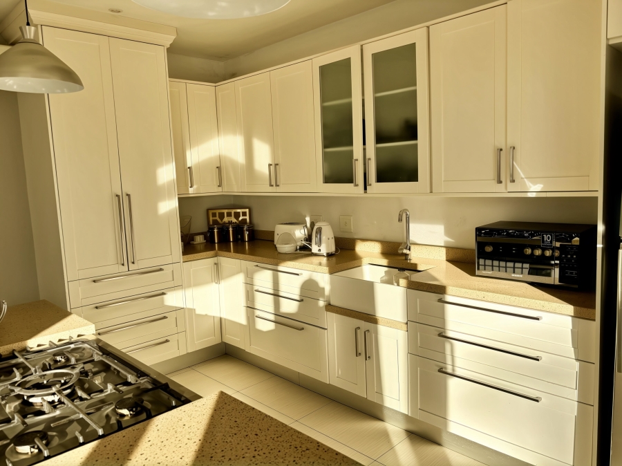 3 Bedroom Property for Sale in The Islands Estates North West